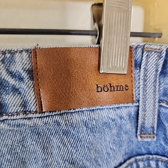 Bohme Indie Relaxed Jeans Medium Wash. Size 29 - Picture 5 of 8